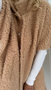 Teddy Weste Camel OVERSIZED