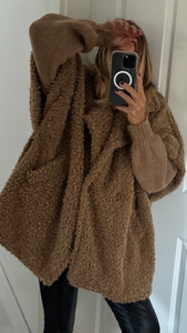 Teddy Weste mit Taschen Oversized Camel