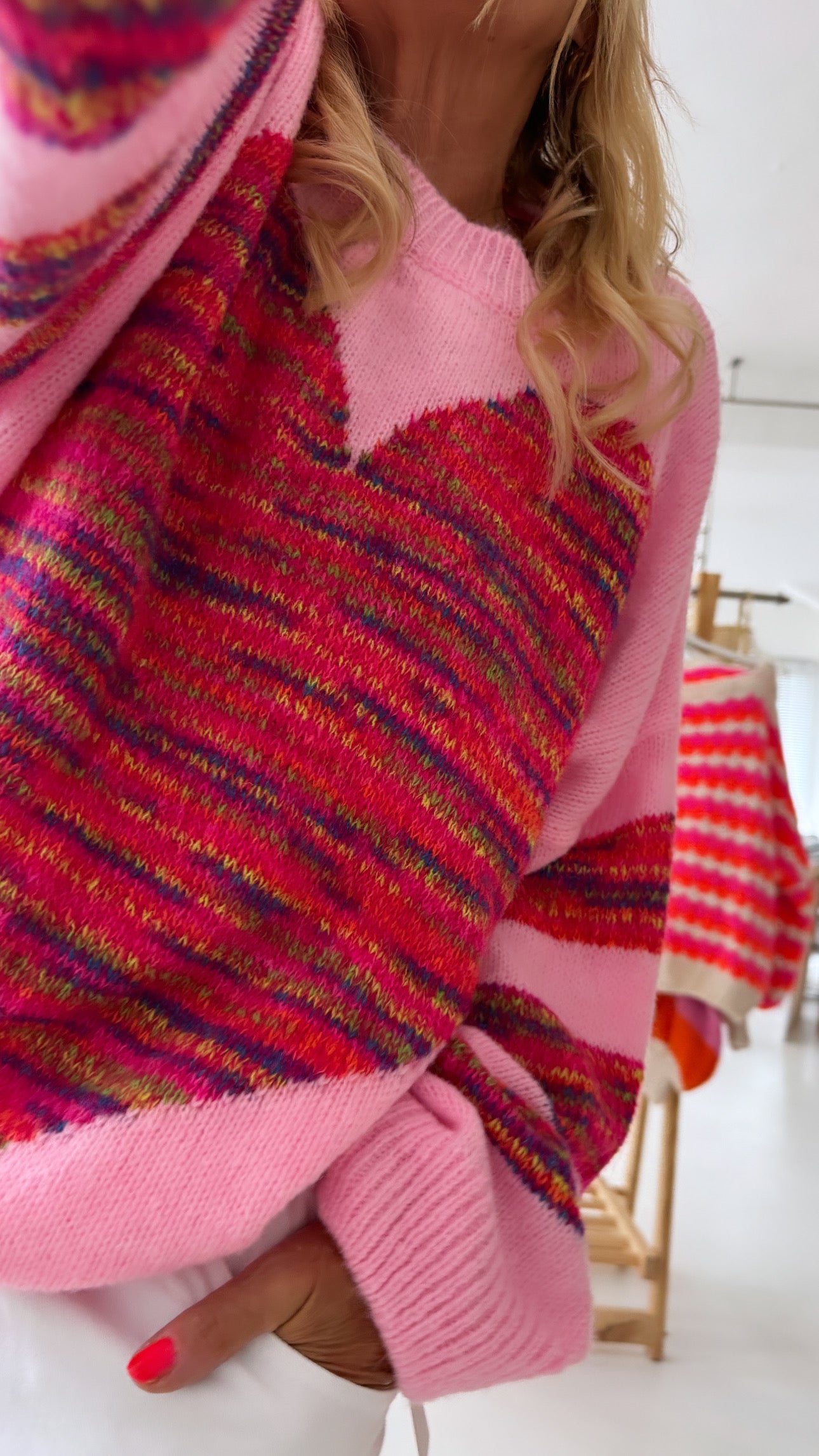 Weicher Strickpullover  “Herziiii“ rosa