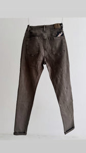 Skinny Jeans braun