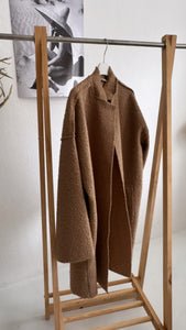Mantel Aurelia – Offen & Stilvoll