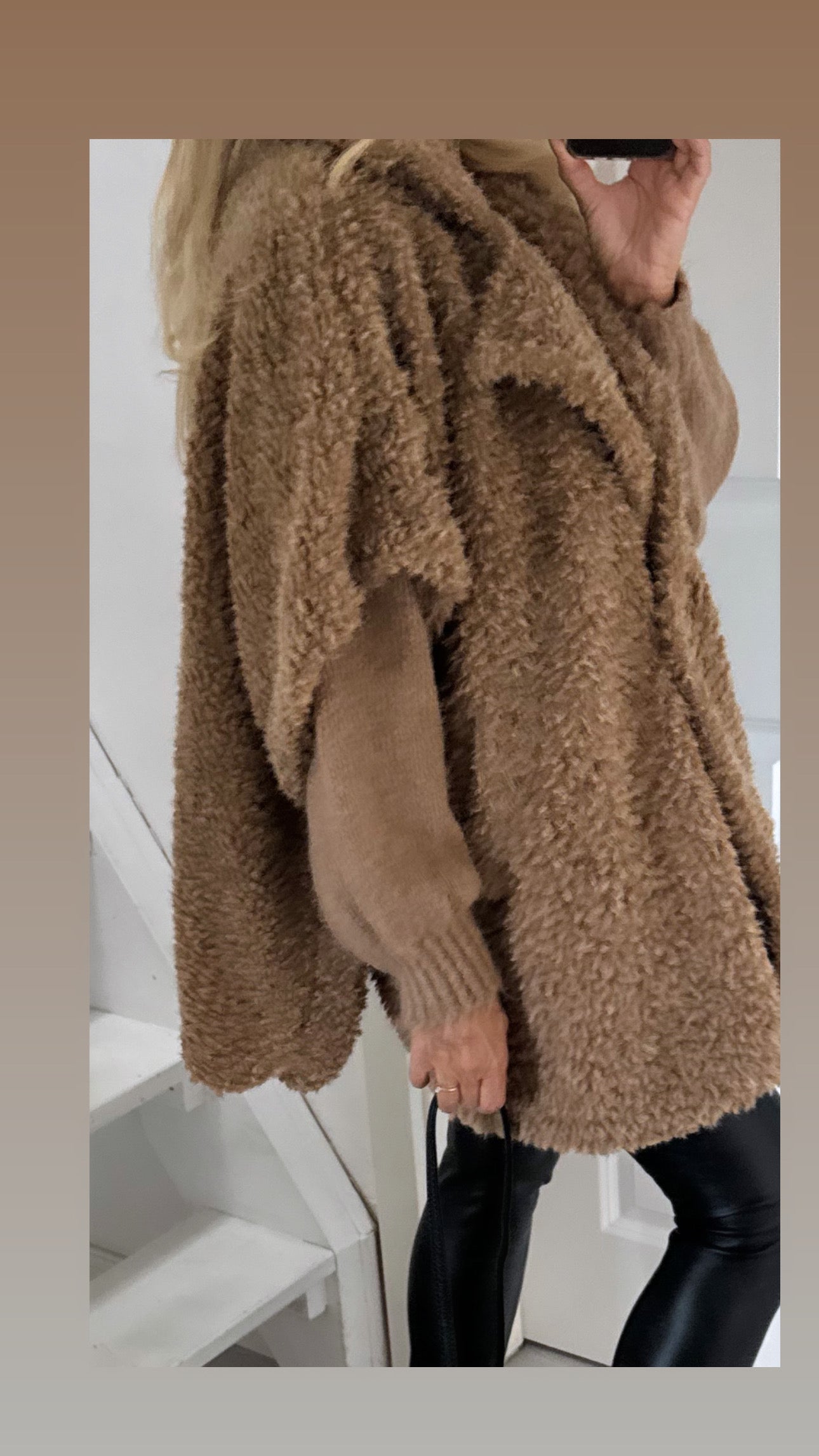 Teddy Weste mit Taschen Oversized Camel