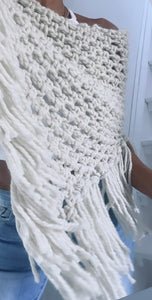 Elfenbein Hippie  Poncho Handarbeit gehäkelt