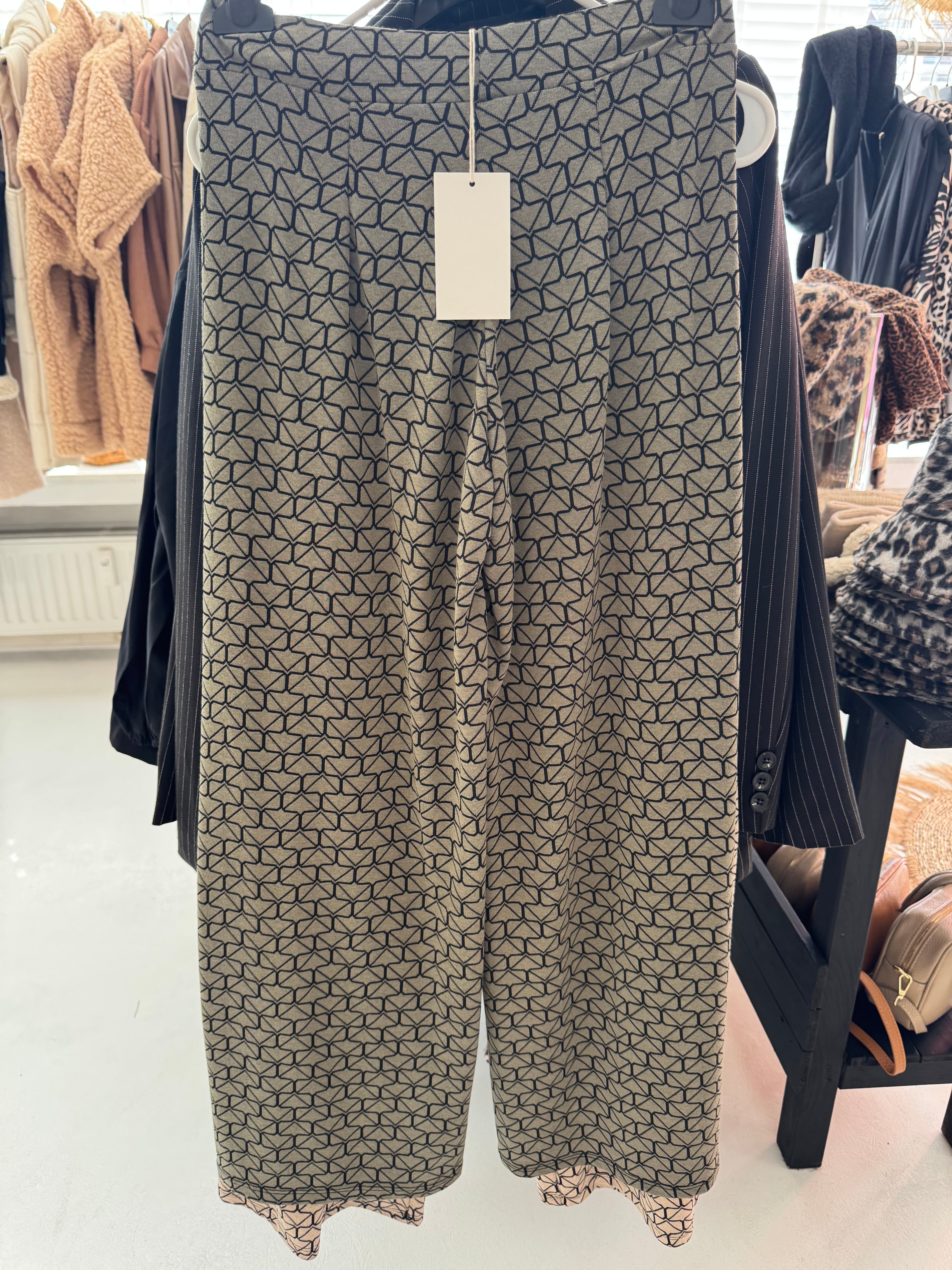 Wide-Leg-Pants