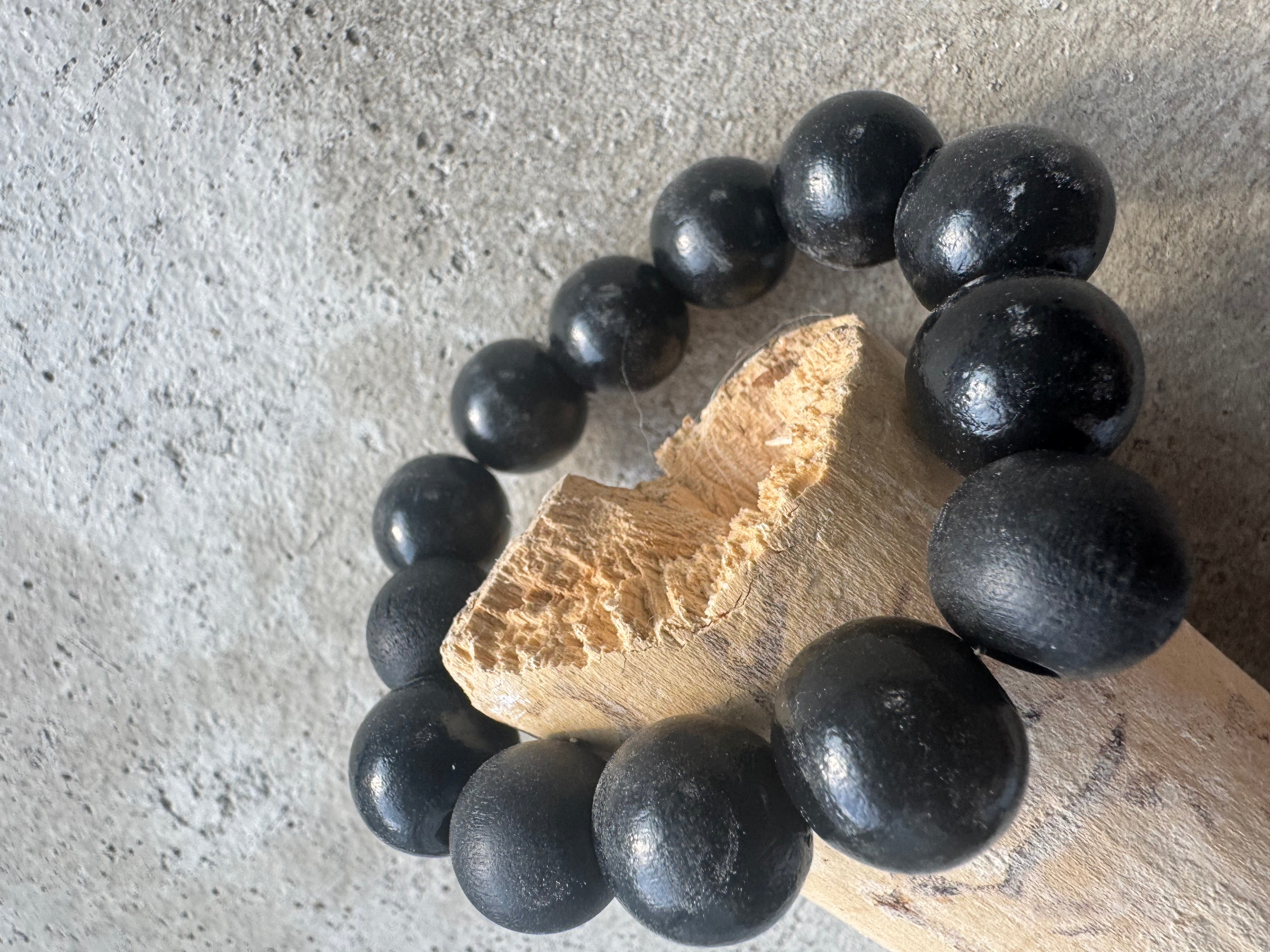 Armband “Noir“ Handmade