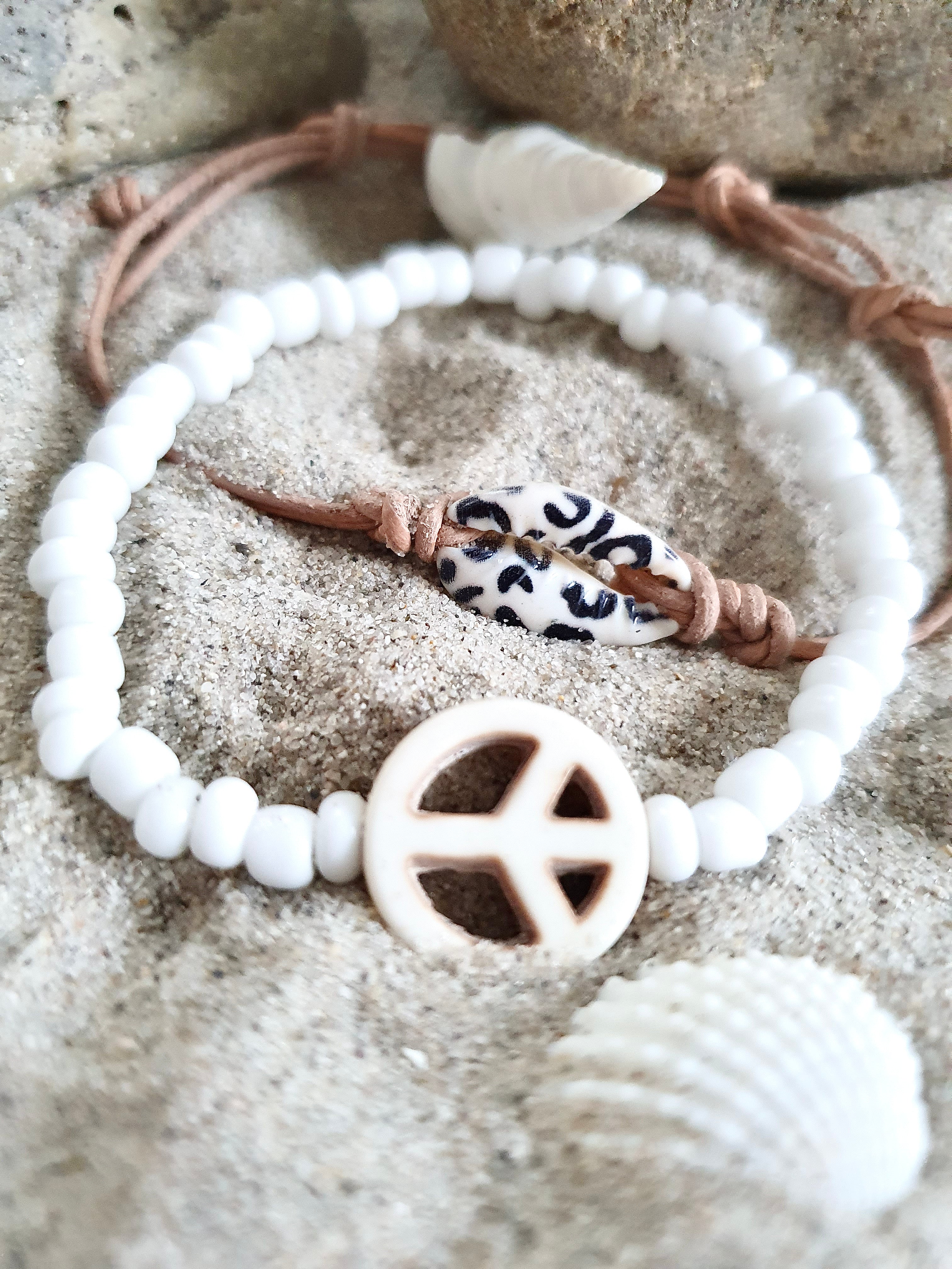 Perlenarmband "White Peace"