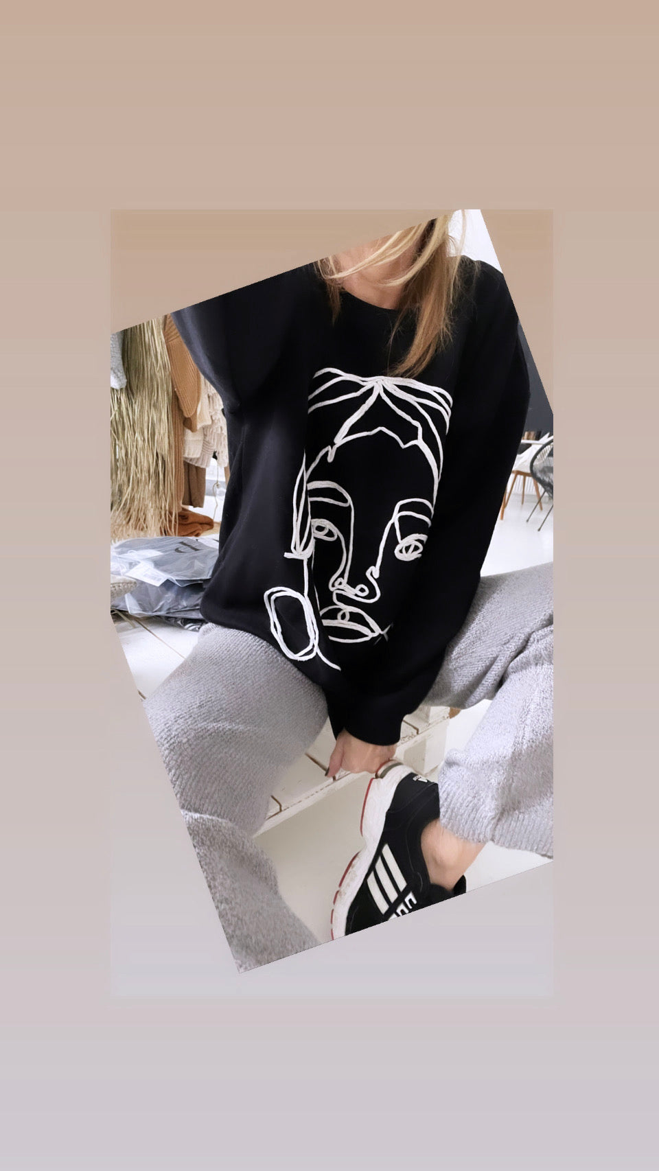 Sweatshirt "Girl"